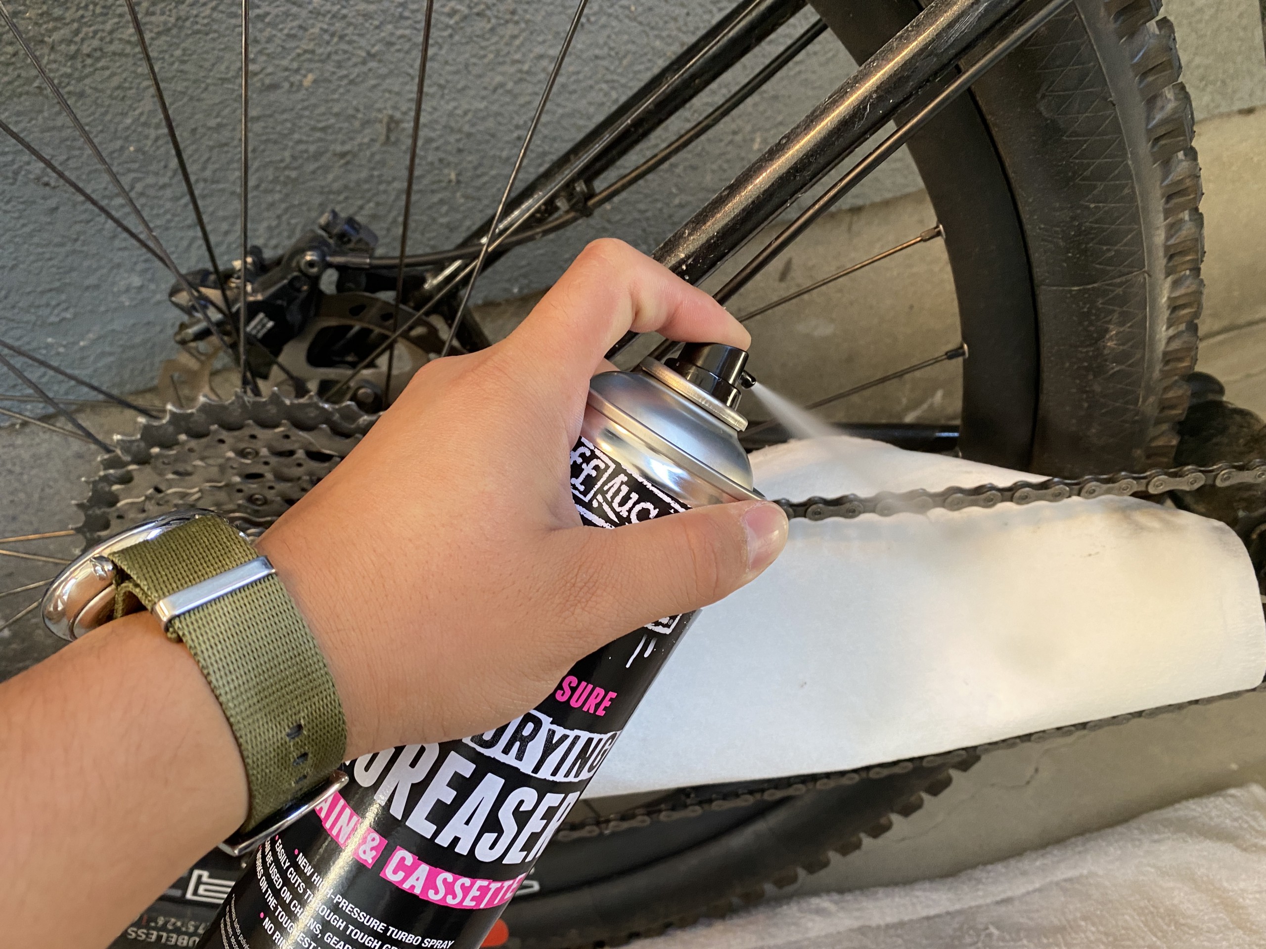 最大71%OFFクーポン AZ A1-008 自転車用チェーンディグリーザー 高浸透タイプ 付替 500ml チェーンクリーナー チェーン洗剤 チェン クリーナー チェン洗浄剤 チェインクリーナー qdtek.vn